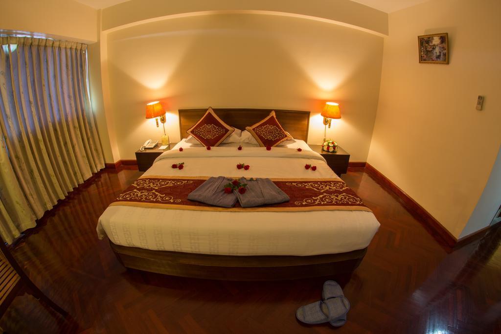 Hotel Yangon Dış mekan fotoğraf